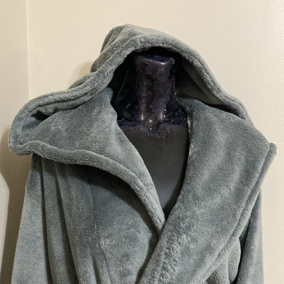 Sz. L / XL long Plush Robe - Picture 2 of 4
